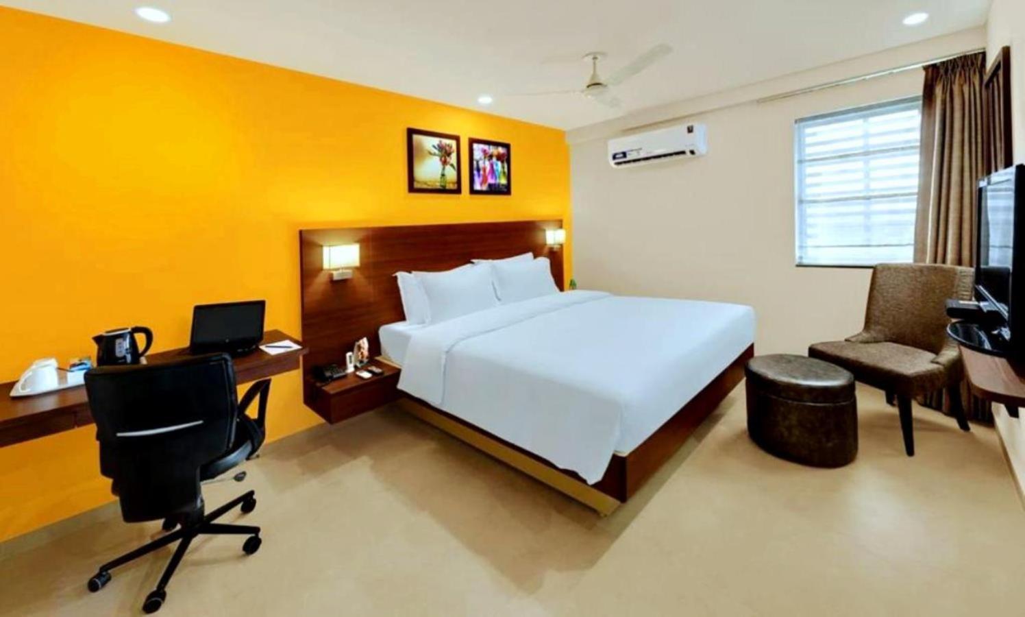 Best Western Alkapuri, Vadodara Exterior foto