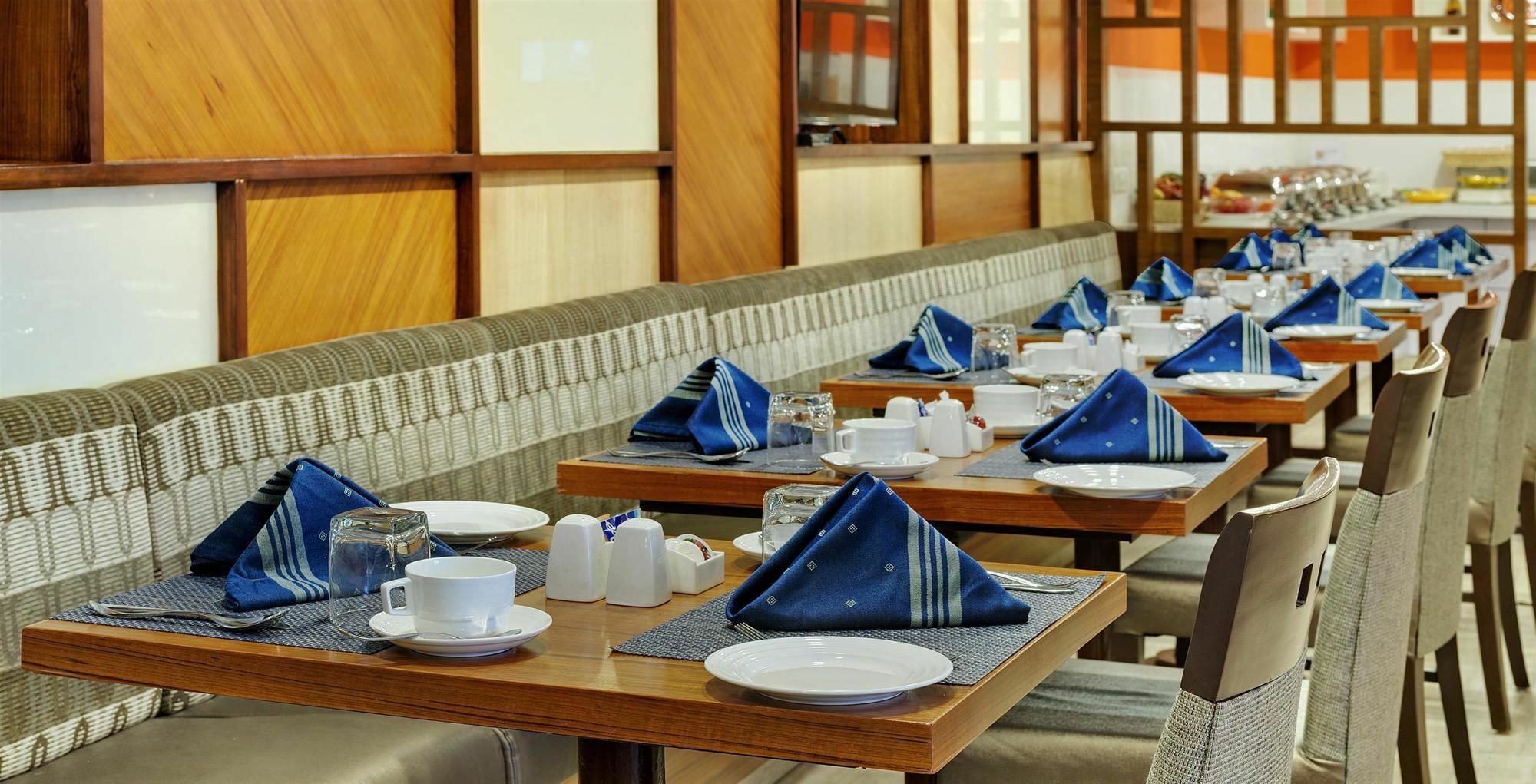 Best Western Alkapuri, Vadodara Exterior foto