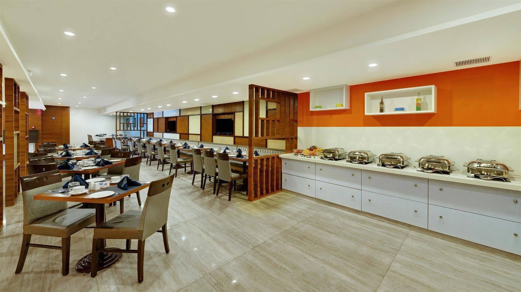 Best Western Alkapuri, Vadodara Exterior foto