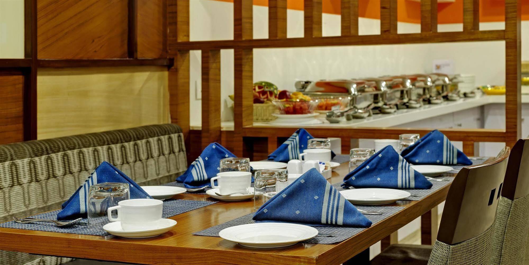 Best Western Alkapuri, Vadodara Exterior foto